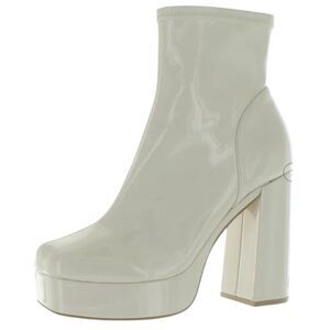 STEVE MADDEN size 10 BIANCA BONE PATENT PLATFORM ANKLE BOOTS. Zipper on side.